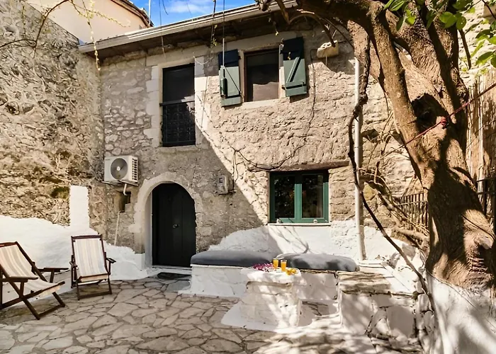 Tranquil Kolivata Lefkada Retreat House