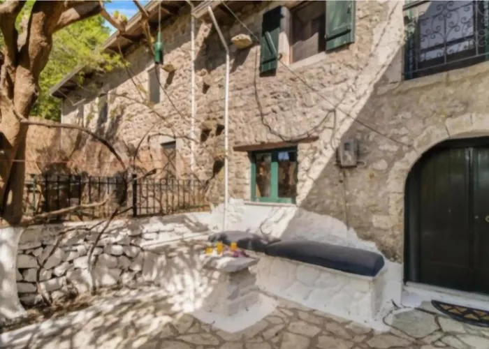 Tranquil Kolivata Lefkada Retreat House